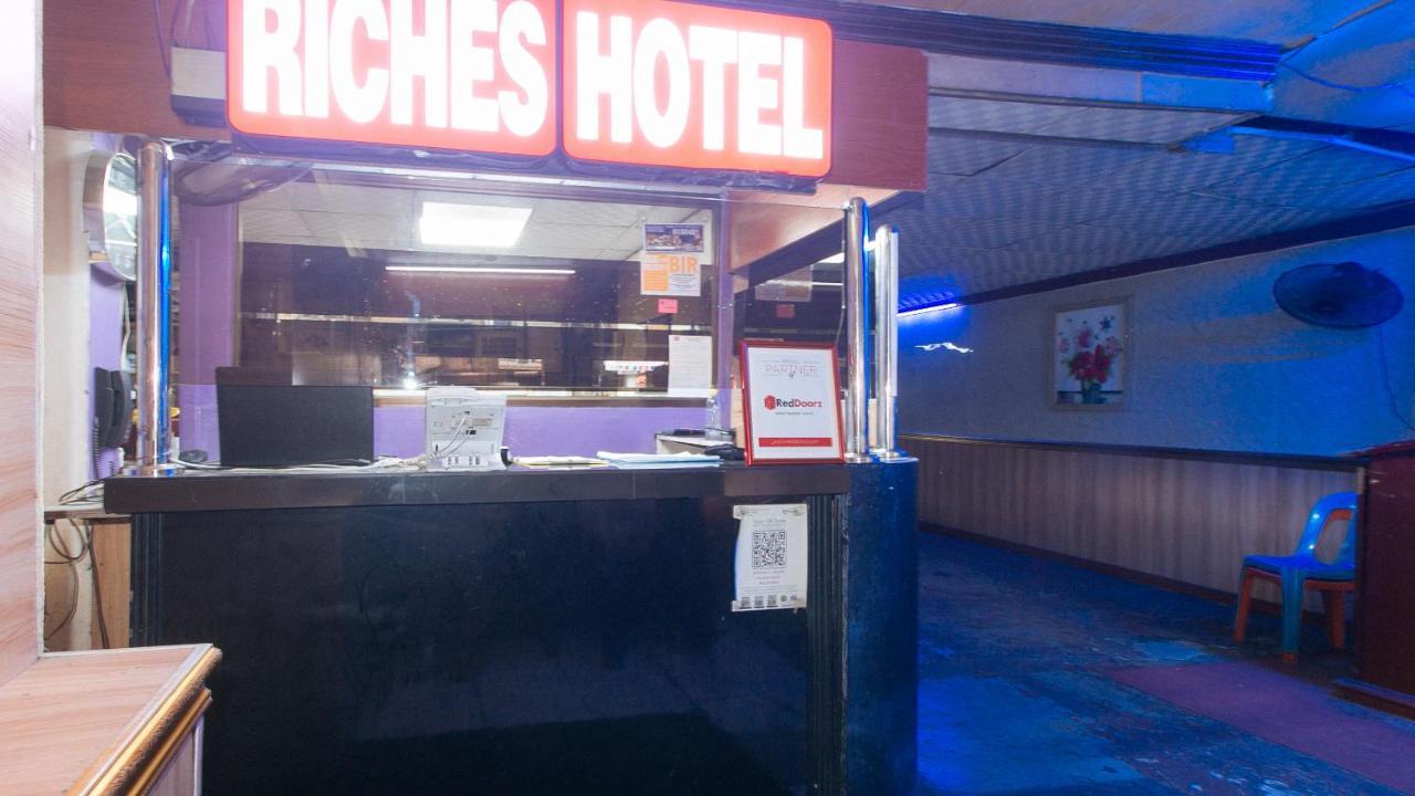 Reddoorz @ Riches Holiday Hotel Avenida Манила Екстериор снимка