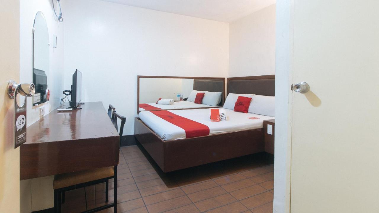 Reddoorz @ Riches Holiday Hotel Avenida Манила Екстериор снимка